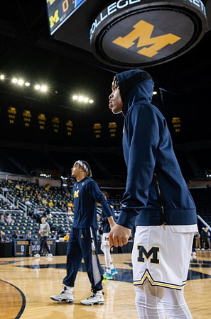 Terrance Williams II (5) and Dug McDaniel (0)