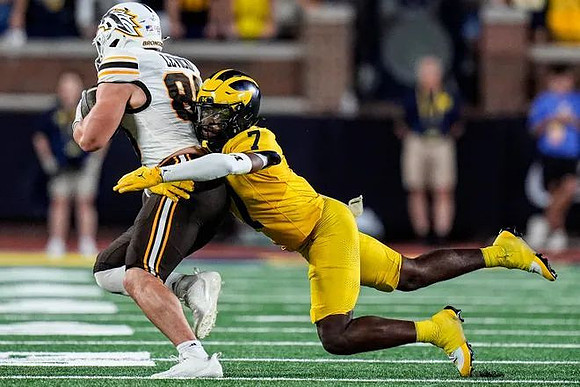 Chris Bracy (7)