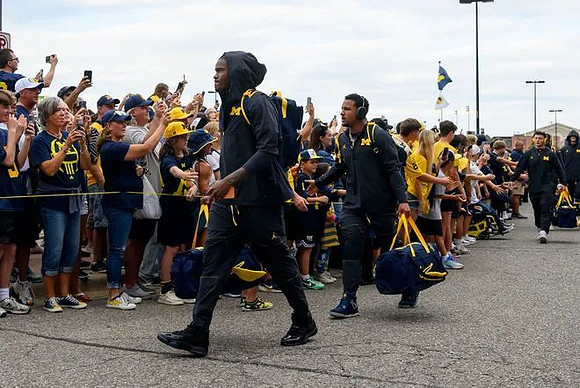 Bryce Underwood (19) and Jordan Marshall (23)