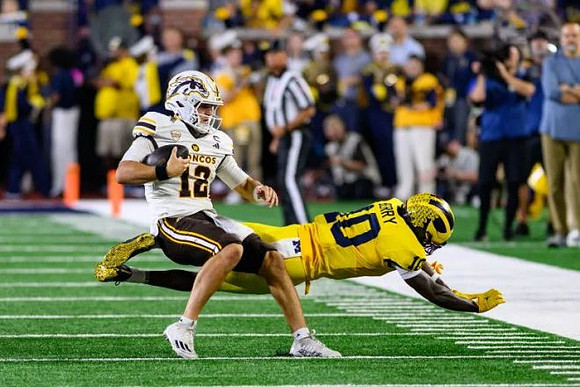 Zeke Berry (10)