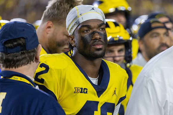 Jalen Hoffman (42)