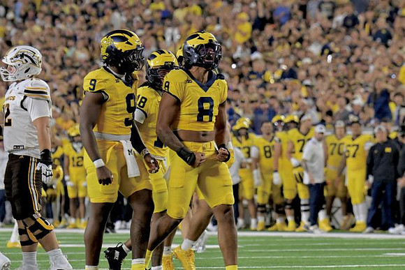 Cam Brandt (9), Troy Bowles (18), and Dom Nichols (8)