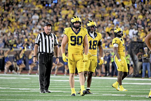 John Henry Daley (90), Troy Bowles (18), and Chris Bracy (7)