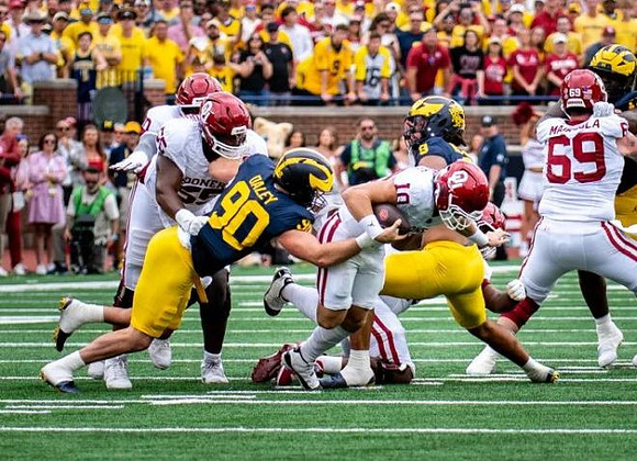 John Henry Daley (90) and Dom Nichols (8)