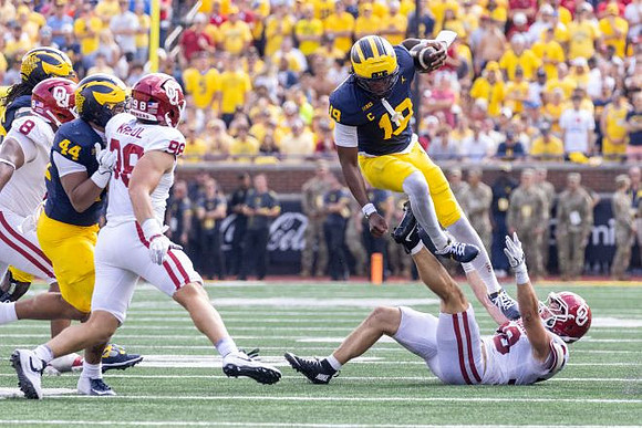 Eli Owens (44) and Bryce Underwood (19)