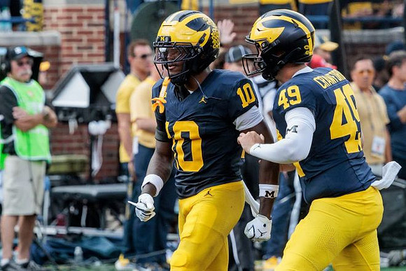 Zeke Berry (10) and Nico Crawford (49)