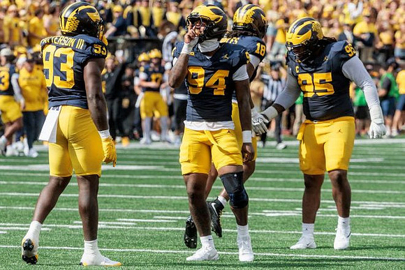 Benny Patterson III (93), Nate Marshall (94), Troy Bowles (18), and Trey Pierce (95)