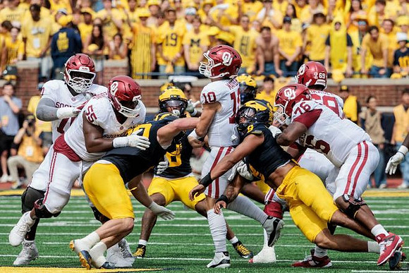 John Henry Daley (90), Troy Bowles (18), and Dom Nichols (8)