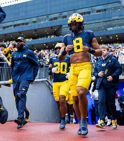 Max Alford (30) and Dom Nichols (8)