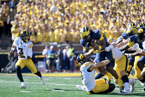 Bryce Underwood (19) and Jalen Hoffman (42)