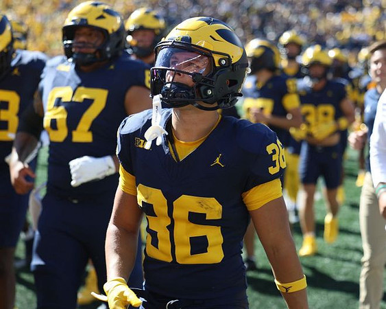 Tomas O'Meara (36) and Houston Ka'aha'aina-Torres (67)
