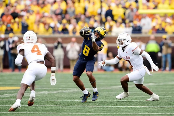 Tyler Morris (8)