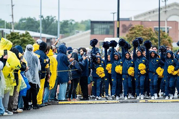 Michigan Cheerleaders
