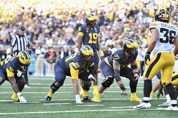 Jalen Hoffman (42), Avery Gach (89), Bryce Underwood (19), and Blake Frazier (77)