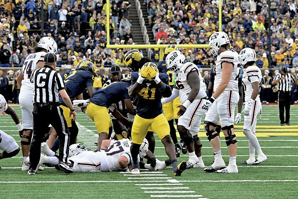 Tariq Boney (41) and Shamari Earls (2)