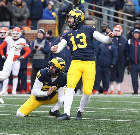 Brad Robbins (91) and Jake Moody (13)