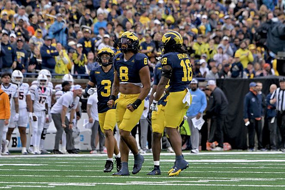 Smith Snowden (3), Dom Nichols (8), and Troy Bowles (18)
