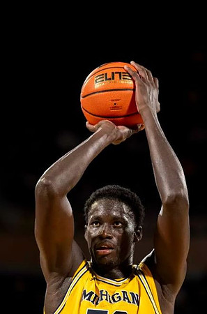 Moustapha Thiam (52)