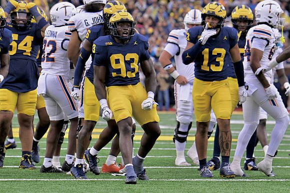 Deyvid Palepale (54), Benny Patterson III (93), and Aisea Moa (13)