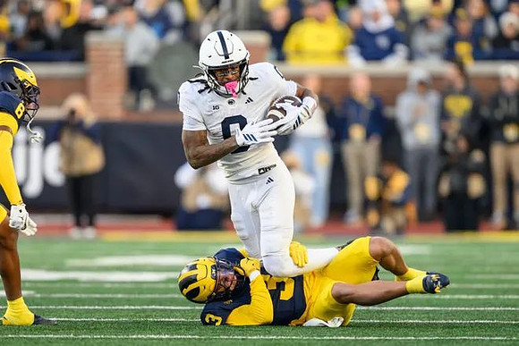 Smith Snowden (3) and Dom Nichols (8)