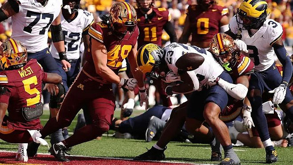 Blake Frazier (77), Jalen Hoffman (42), Jordan Marshall (23), and Andrew Marsh (3)
