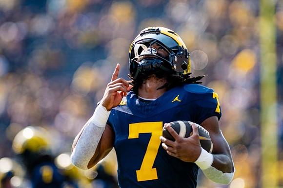 Donovan Edwards (7)