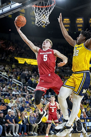 Tarris Reed Jr. (32)