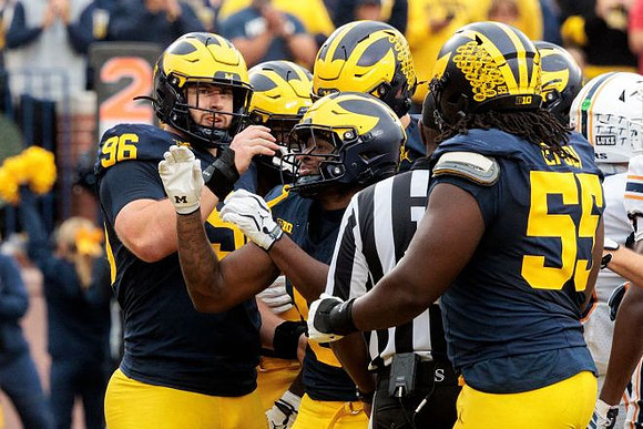 Manuel Beigel (96), Savion Hiter (5), and Nathan Efobi (55)
