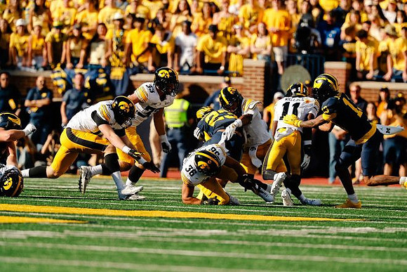Jordan Marshall (23) and Travis Johnson (13)