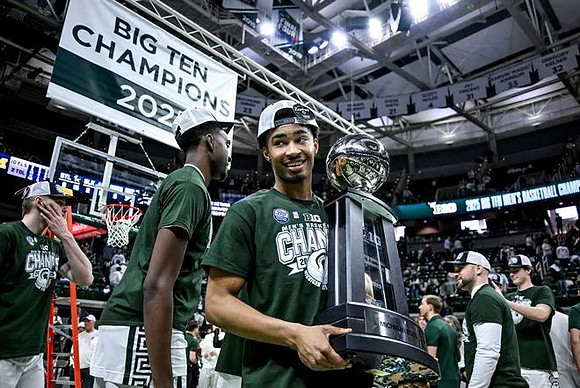 Big Ten Regular Season Championship and Trophy