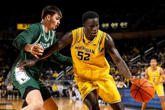 Moustapha Thiam (52) and Kenny Noland (2)