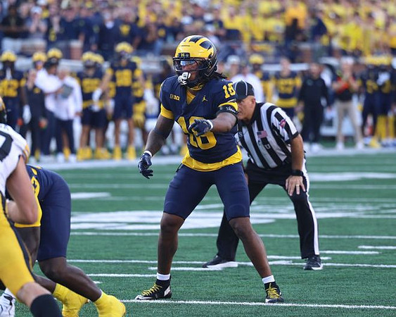 Troy Bowles (18)