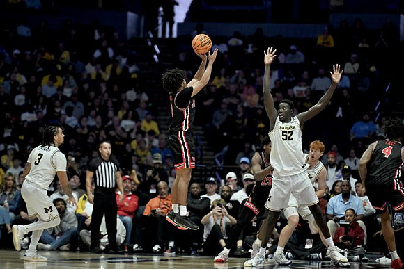 Elliot Cadeau (3), Moustapha Thiam (52), and Oscar Goodman (12)