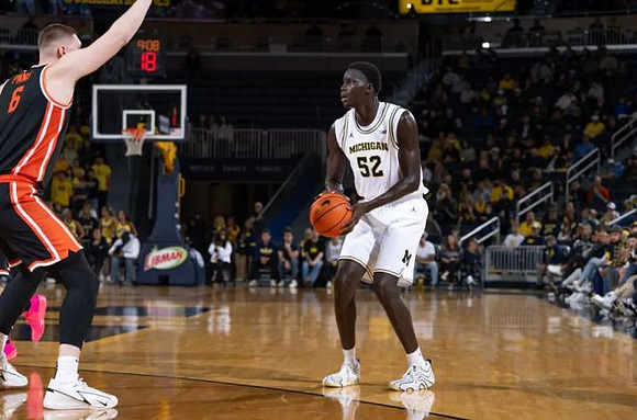 Moustapha Thiam (52)