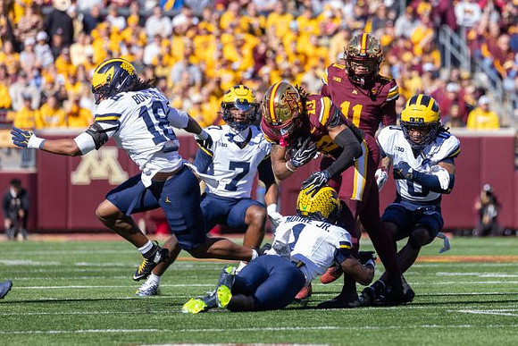 Troy Bowles (18), Rod Moore (1), Chris Bracy (7), and Jyaire Hill (0)