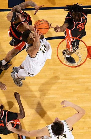 Jalen Reed (19) and J.P. Estrella (13)