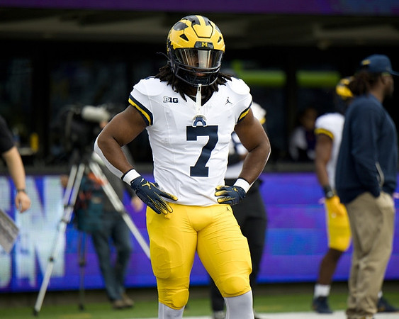 Donovan Edwards (7)
