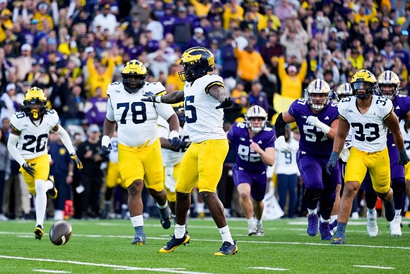 Jyaire Hill (20), Kenneth Grant (78), Ernest Hausmann (15), and Dominic Nichols (33)