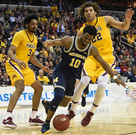 Derrick Walton Jr. (10)