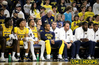 Roddy Gayle Jr. (11) and Michigan Team