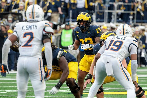 Nathan Efobi (55) and Jordan Marshall (23)