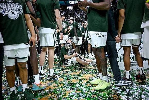 Big Ten Regular Season Championship and Trophy