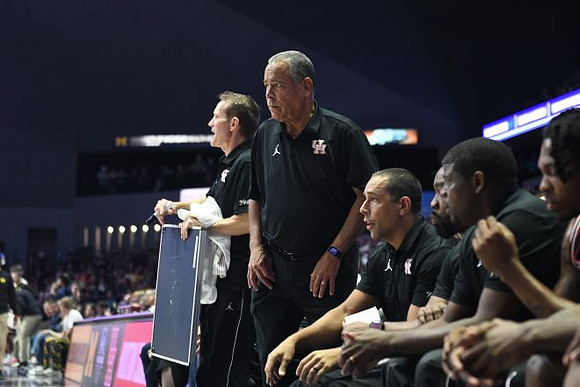 Houston Head Coach Kelvin Sampson