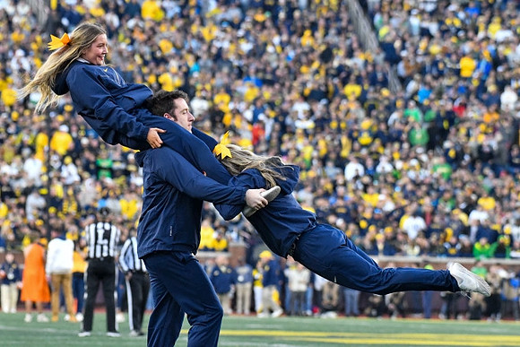 Michigan Cheerleaders