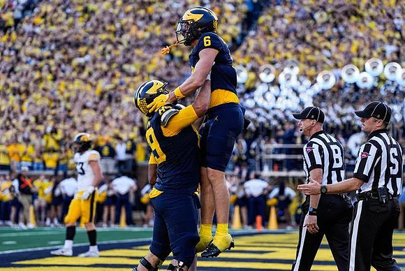 Avery Gach (89) and JJ Buchanan (6)