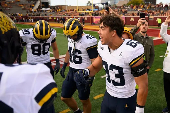 Hogan Hansen (80), Crandall Quinn (46), and Zack Marshall (83)