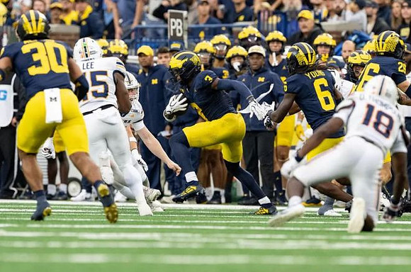 Max Alford (30), Smith Snowden (3), and Jordan Young (6)