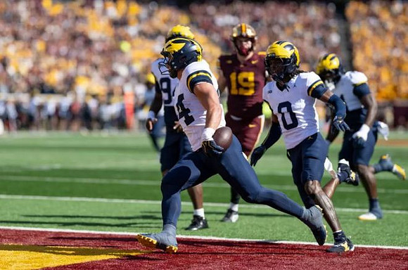 Nate Marshall (94), Nathaniel Staehling (44), Jyaire Hill (0), and Rod Moore (1)