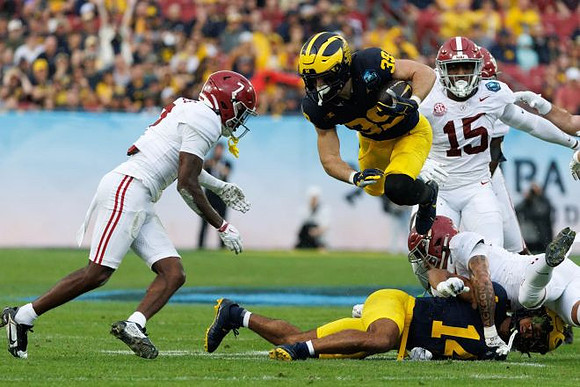 Joe Taylor (39) and Channing Goodwin (14)