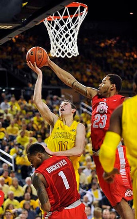 Nik Stauskas (11)